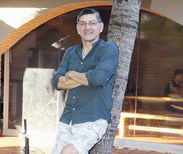 Popular / (VIDEO) ¡Denis Caniza pidió a los peloteros tener una novia nomás!