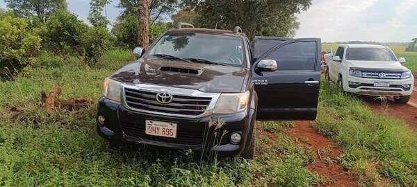 Comerciante sexagenario fue asaltado y lo dejaron esposado en su camioneta en Edelira - Policiales - ABC Color