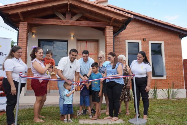 Expanden «Che Róga Porã» para que paraguayos en España aseguren vivienda propia en Paraguay