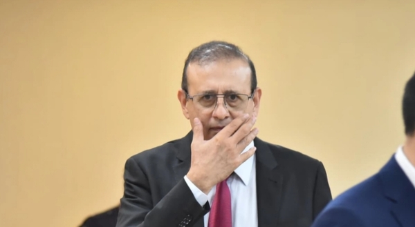 Condenan a 13 años de cárcel al senador Erico Galeano por lavado de dinero y vínculos con esquema criminal - Concepción al Día