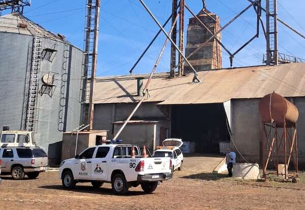 Obrero muere tras caer de elevador de granos en un silo   - ABC en el Este - ABC Color