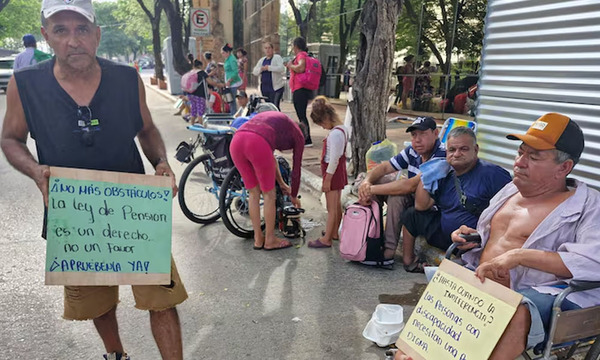 Diputados aprueban extensión de pensión a personas con discapacidad severa - OviedoPress