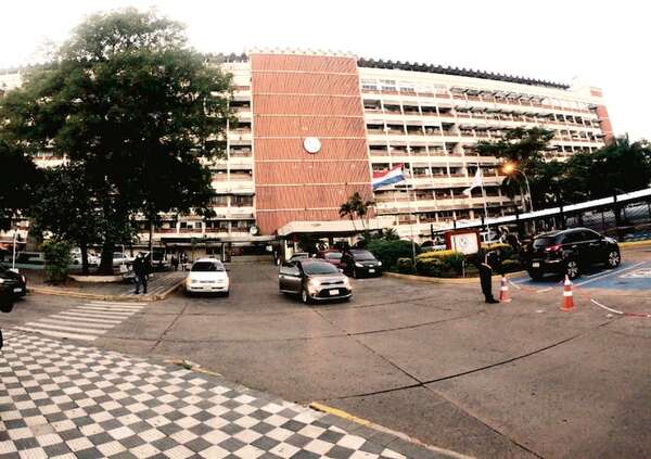 Familiares de paciente que falleció en IPS denuncian “trato inhumano” y falta de información - Nacionales - ABC Color