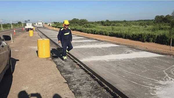 Paran obras de la primera ruta de hormigón rígido en Concepción por falta de pago