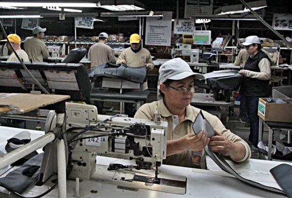 Industrias manufactureras generaron 28.000 nuevos empleos formales en el cuarto trimestre de 2025 - El Trueno