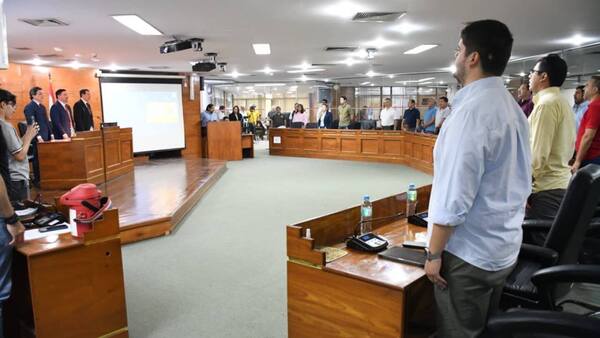 Asunción: Sin informes y en periodo electoral, concejales colorados piden declarar "emergencia" en la ciudad