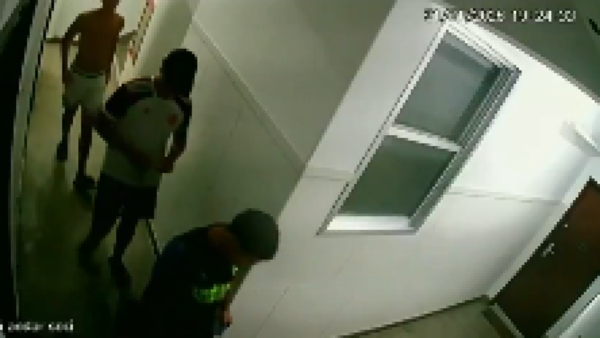 Citó a su ex para “volver” y la entregó a cuatro amigos