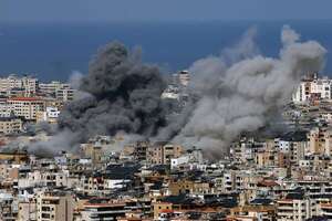 Israel dice que atacó lanzacohetes y una planta de producción de drones en Líbano - Mundo - ABC Color