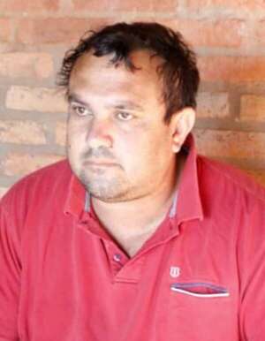 Confirman condena a excontador municipal, pero exintendente sigue prófugo - Política - ABC Color