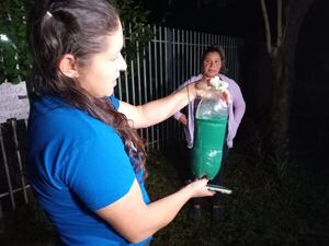 Video: vecinos de J. A. Saldívar denuncian que el agua sale “verde y podrida” - Nacionales - ABC Color