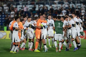 Popular / Olimpia anota su nombre en la fase de grupos de la Sudamericana