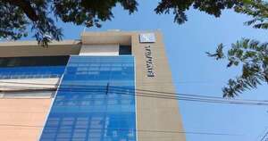 La Nación / Confirman validez de imputación a titular del banco Atlas