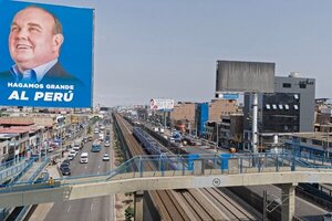 Los peruanos afrontan desconcertados una elección presidencial con 36 candidatos