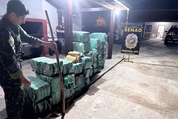 Decomisan una tonelada de droga en Ñeembucú