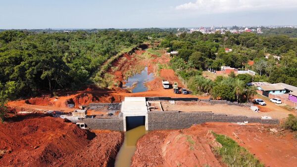 Avanzan obras del túnel ferroviario y reposición de vías para reactivar el ferrocarril en Encarnación