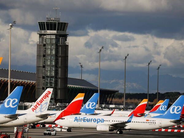 Aeropuertos UE prevén caída del tráfico por guerra en Oriente Medio tras un buen enero