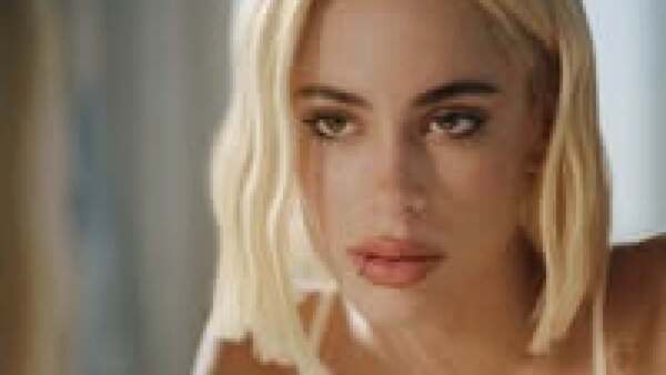 Tini Stoessel cantará a sus fans en vivo en su "casa" Telefuturo