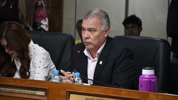 En la Municipalidad de Asunción se "reactivó" el piso donde se cajonean expedientes, advierten ediles