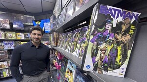 El dibujante de Batman revela por qué todos amamos al Caballero de la Noche