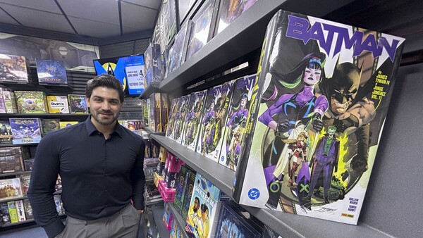 El dibujante de Batman revela por qué todos amamos al Caballero de la Noche