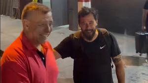 El encuentro entre Almeida y "Vitamina" tras la victoria de Olimpia ante Trinidense