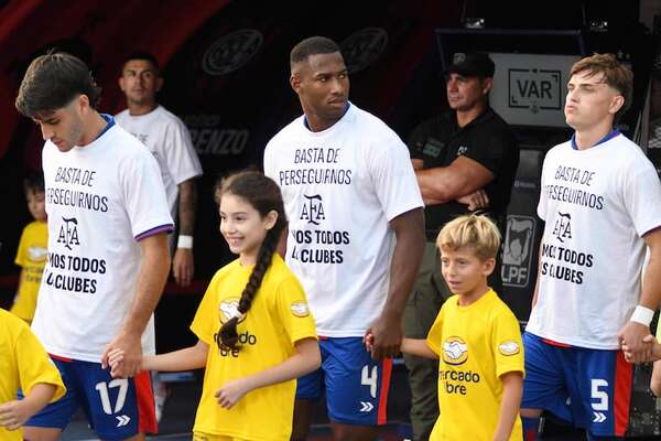 Comienza huelga del fútbol argentino por investigación judicial contra dirigentes de AFA - Fútbol Internacional - ABC Color