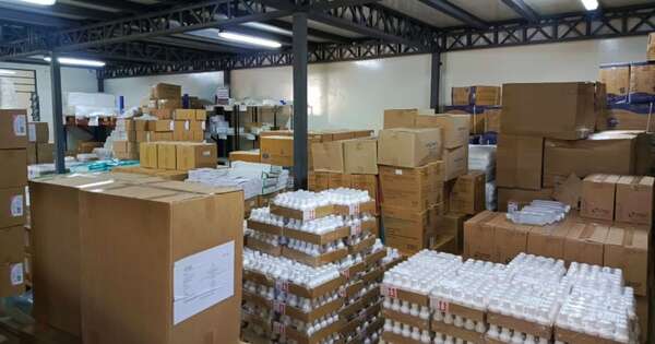 Diario HOY | Entregan lote de medicamentos oncológicos e insumos hospitalarios en Itapúa