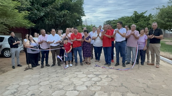 Inauguran primeras cuadras de adoquinado en la calle Monseñor Aníbal Maricevich - Concepción al Día