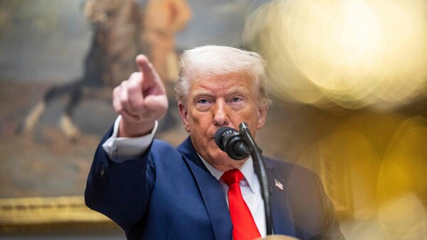 Trump, maravillado por operación en Irán, pide no preocuparse por el después