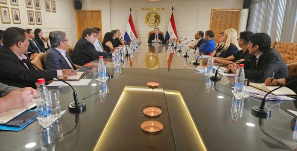 Mafia de pagarés: Buscan acuerdo para limitar descuentos salariales - Judiciales.net