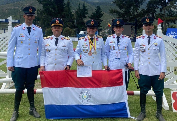 Plata paraguaya en Ecuador