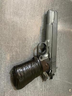 Popular / Alumno llevó “pistola” al cole y armó tremendo susto