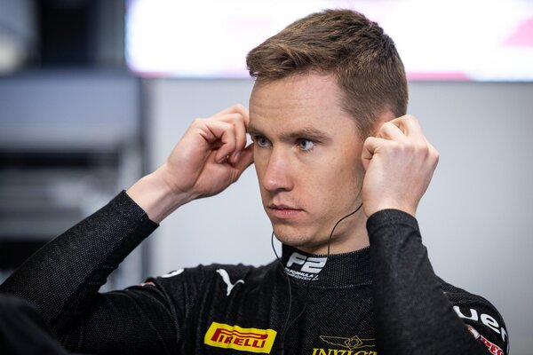 Joshua Duerksen se mete en el top 10 en Melbourne