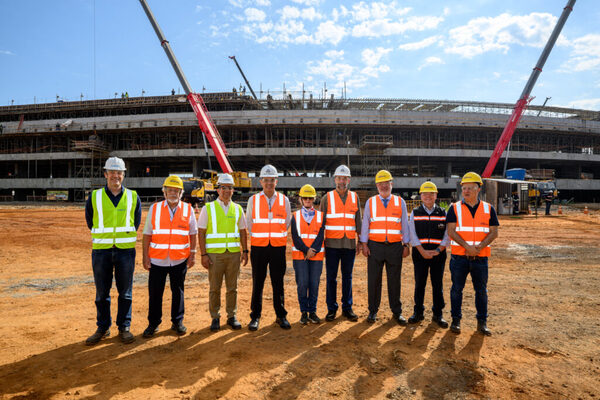 Directores de Itaipú verifican avance de obras del campus de la UNILA - ADN Digital