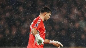 El 'Dibu' Martínez, en riesgo de sanción por promocionar apuestas