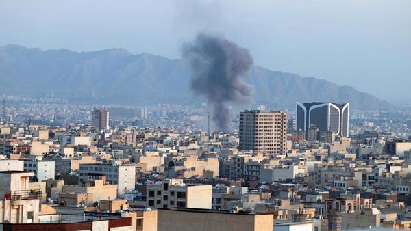 Israel bombardea este viernes más de 400 objetivos en Irán