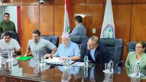 Fiscalía debe investigar a todas las autoridades del IPS, no solo al exdirector jurídico, dice Filizzola - Política - ABC Color