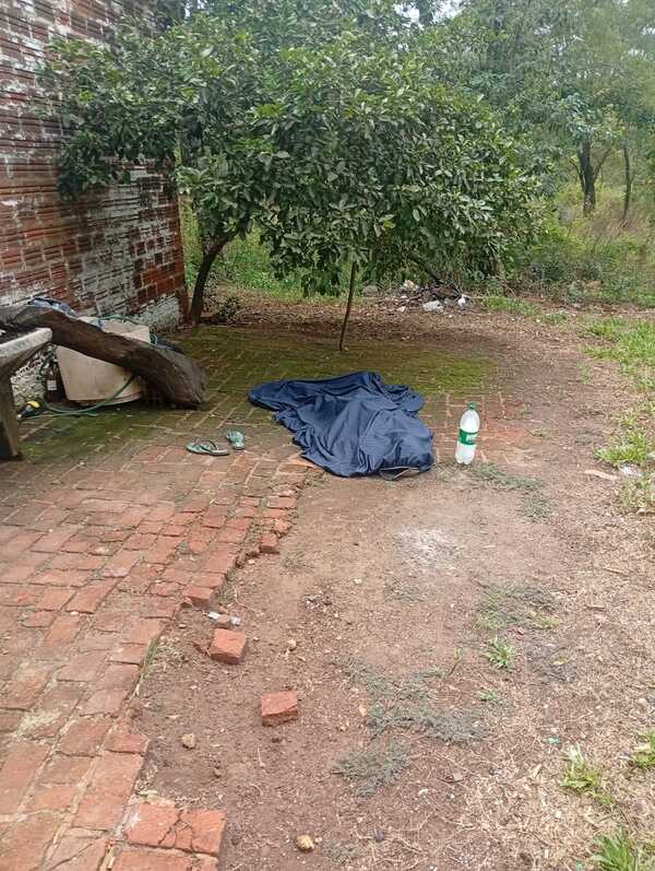Hallan sin vida a un hombre en San Juan del Paraná y presumen electrocución