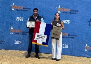 De las pistas de Paraguay al escenario mundial: la mejor vaca Brangus del planeta recibió su premio en Houston