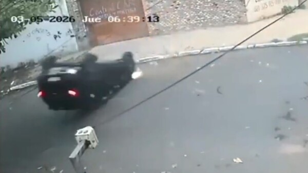 Chocó, se acercó a la víctima, la observó y huyó del lugar