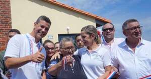 La Nación / Gobierno de Peña supera las 30.000 viviendas entregadas