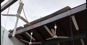 La Nación / Temporal destechó una escuela en Encarnación y afectó a niños