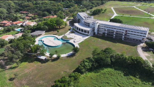 Residencia del IPS: Un elefante blanco de USD 10 millones que se usa al mínimo