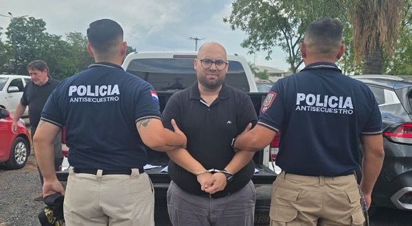 Tras detención por extorsión, revisarán gestión de médico forense del Ministerio Público - ADN Digital