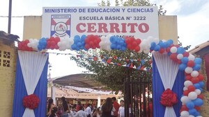 Por no dar 2 mil'i, le negaron usar el baño a una alumnita y no aguantó anga