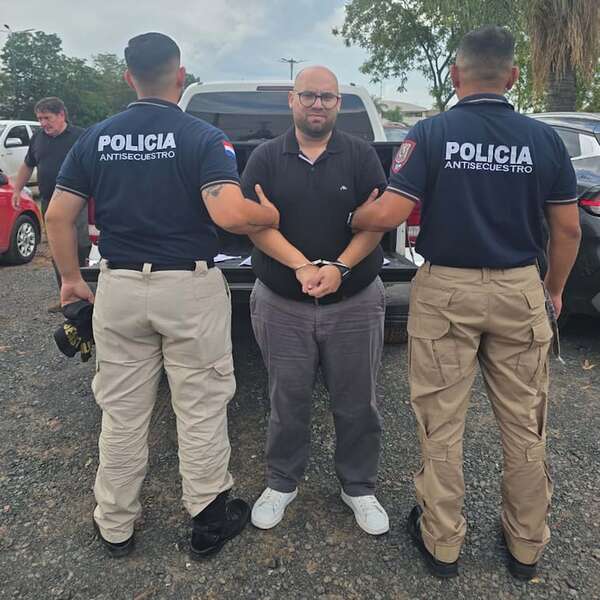 AUDIO: Forense detenido por extorsión: auditarán todos los documentos que firmó desde que tomó el cargo  - Contacto Ciudadano - ABC Color