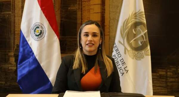 Docente afectada por “mafia de pagarés” logra reducción de embargo