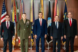 Peña aborda con general Donovan la defensa y la seguridad regional - ADN Digital