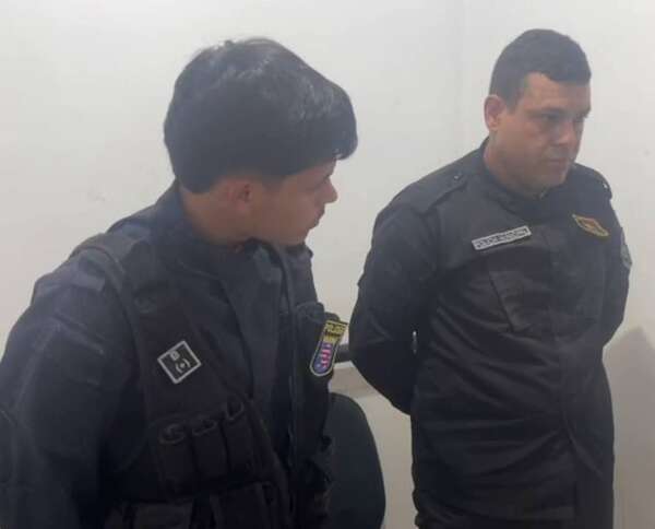 Con uniforme de la PMT, funcionario municipal fue detenido en Foz tras un intento de asalto - ABC en el Este - ABC Color