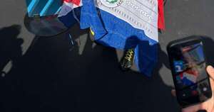 La Nación / Peña celebra victoria de Joshua en la primera carrera de la Fórmula 2 en Australia